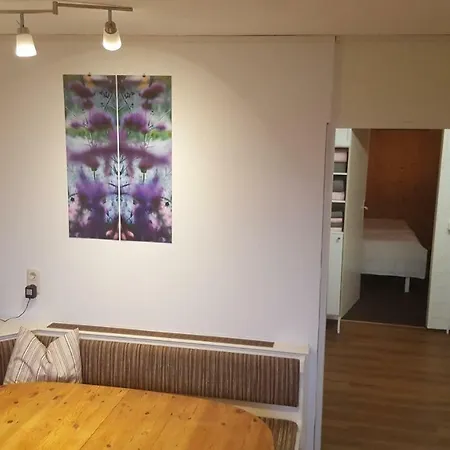 Almstein Apartment *