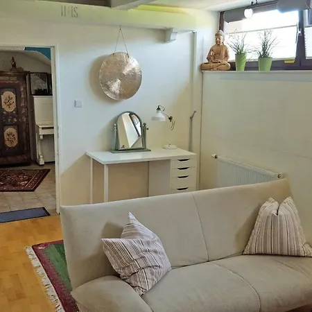 Almstein Apartment