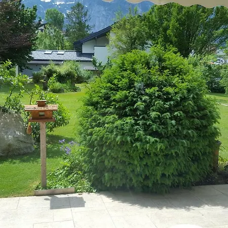 Almstein Apartmán *